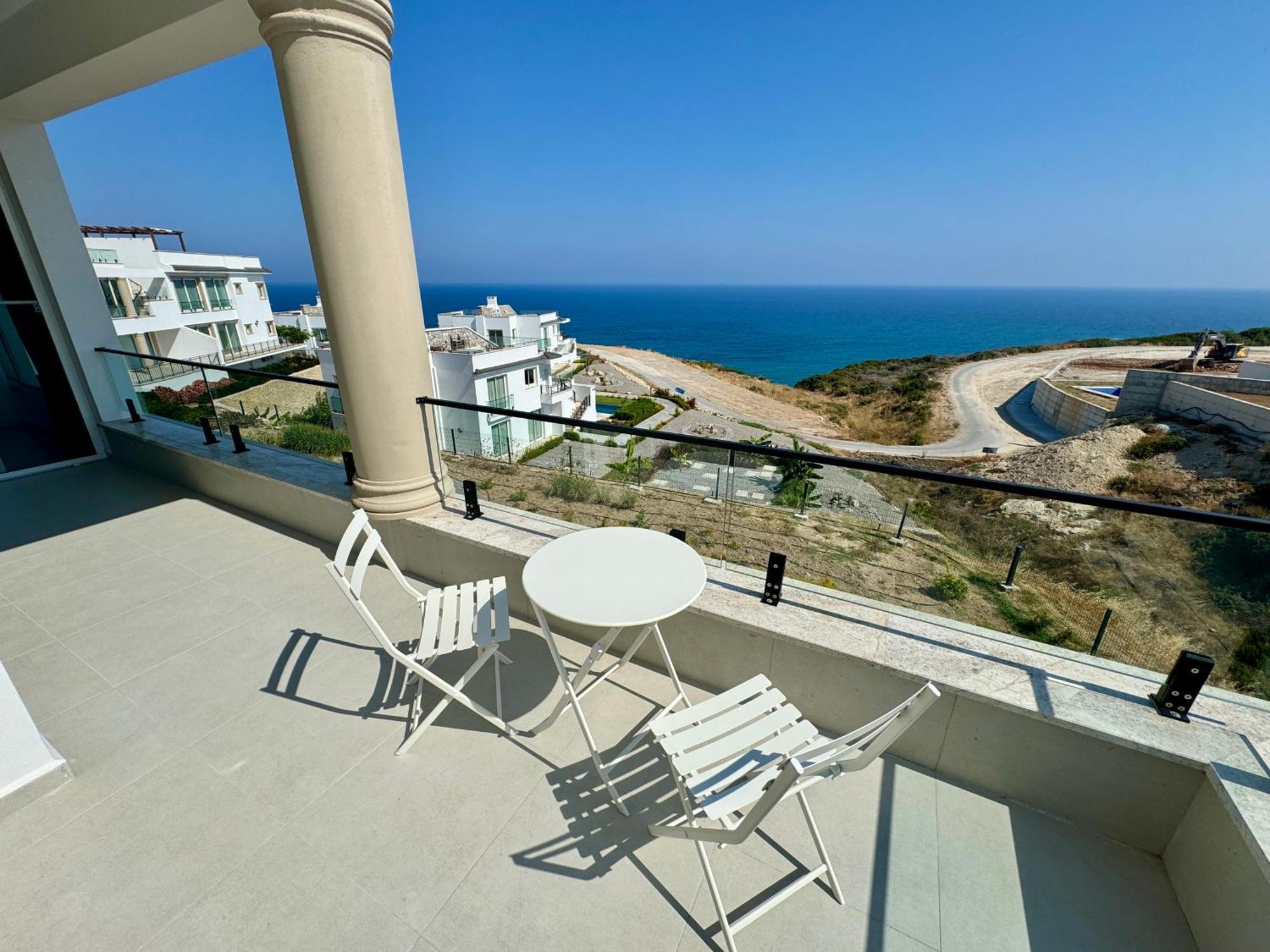 Carrington Holidays Kyrenia  Exterior photo