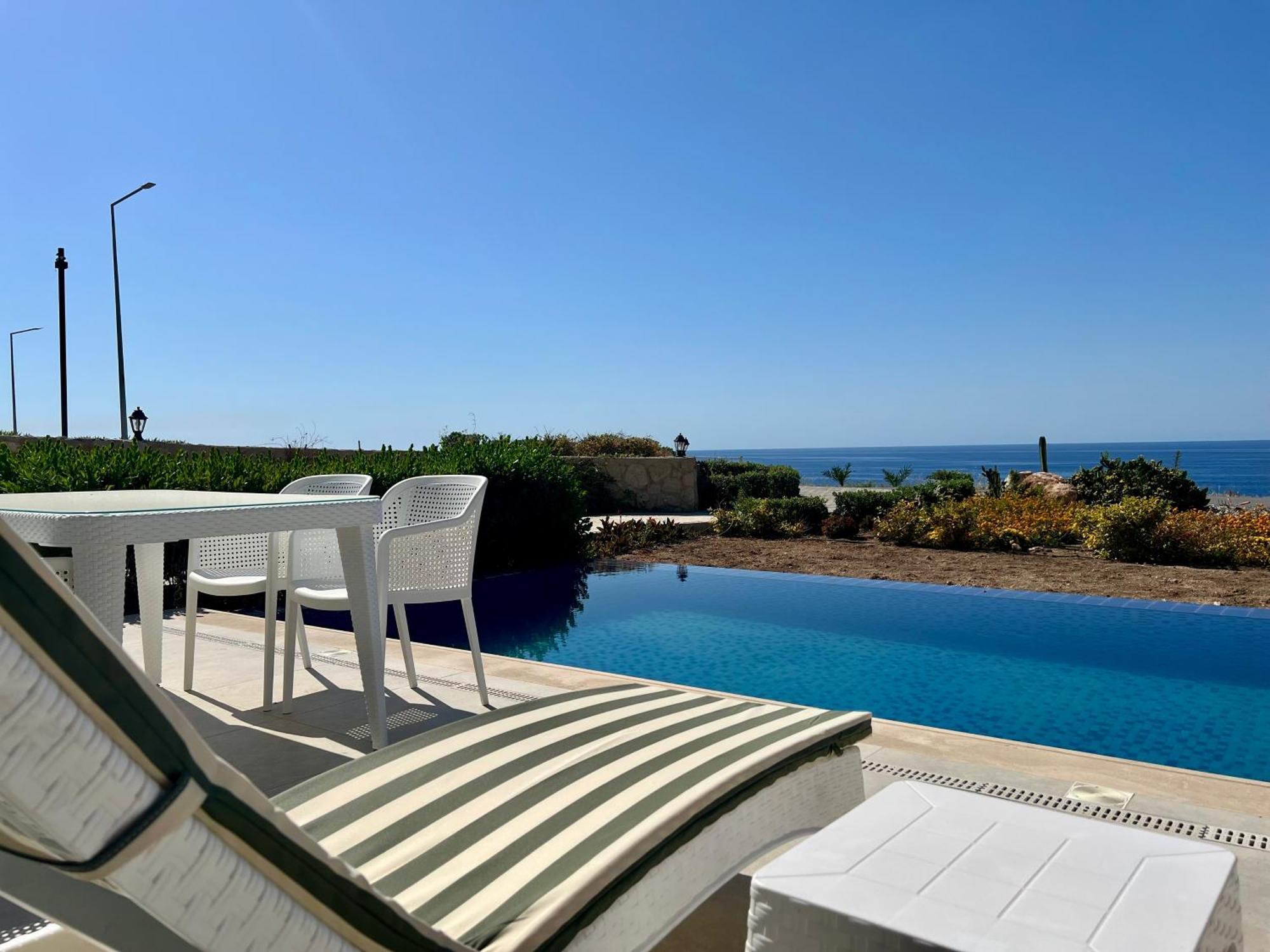 Carrington Holidays Kyrenia  Exterior photo